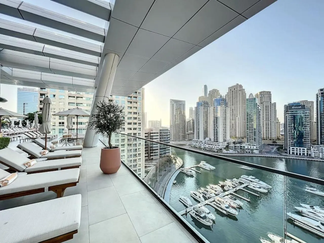 Vida Residence - Modern Two Bedroom Dubai 0*,