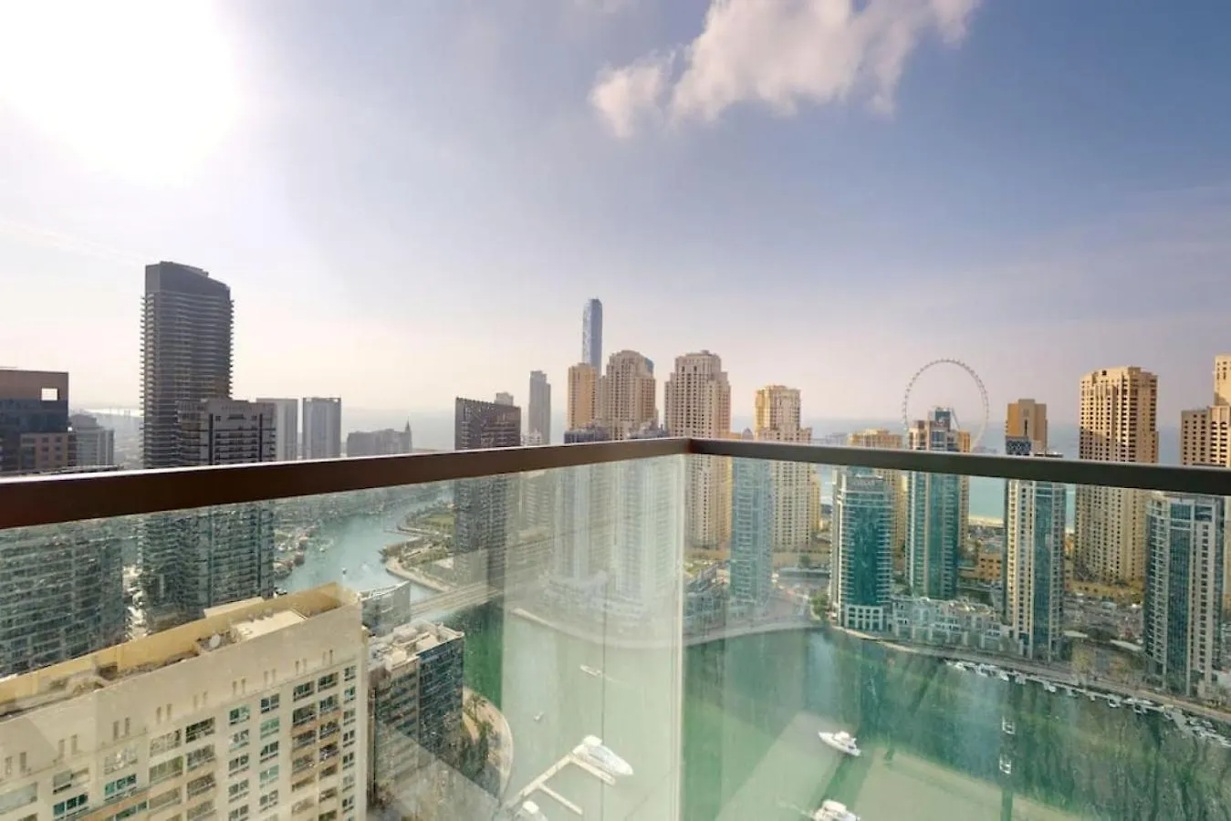 Vida Residence - Modern Two Bedroom Dubai Apartment